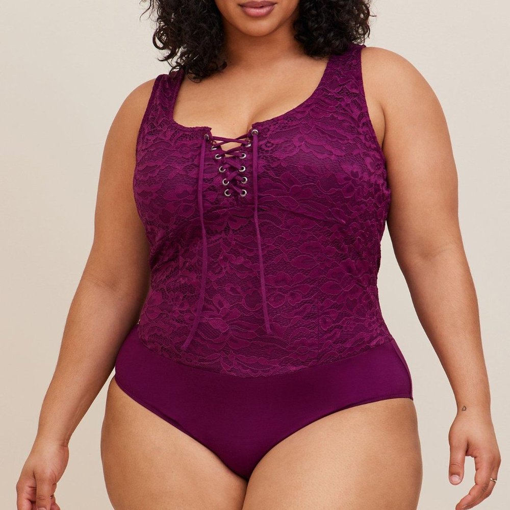 NWT Torrid Lace Bodysuit
